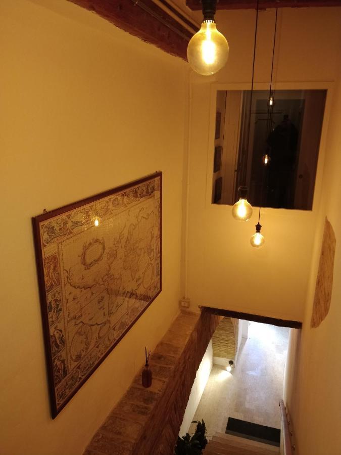 Isi Guesthouse 29 Йези Екстериор снимка