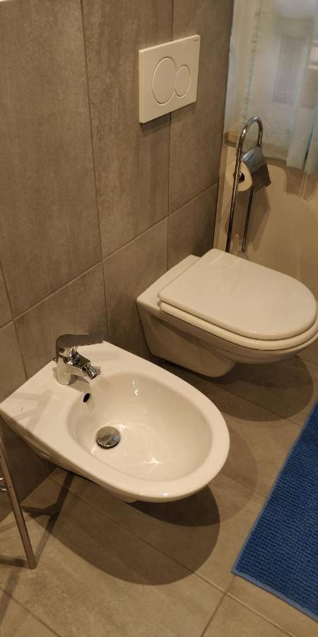 Isi Guesthouse 29 Йези Екстериор снимка